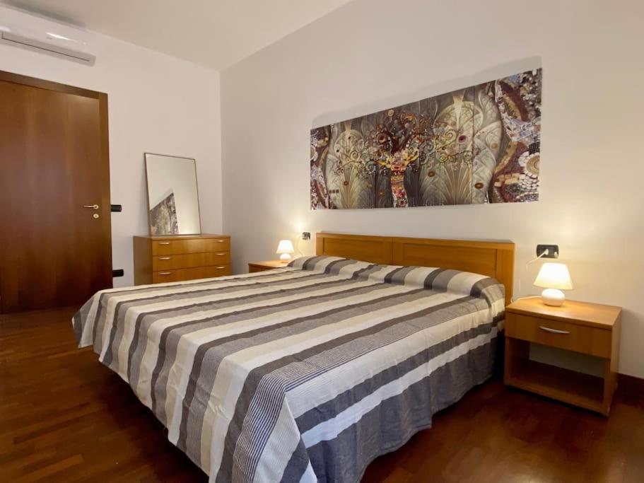 Vicolo Chiodo 9 Apartment Verona Bagian luar foto